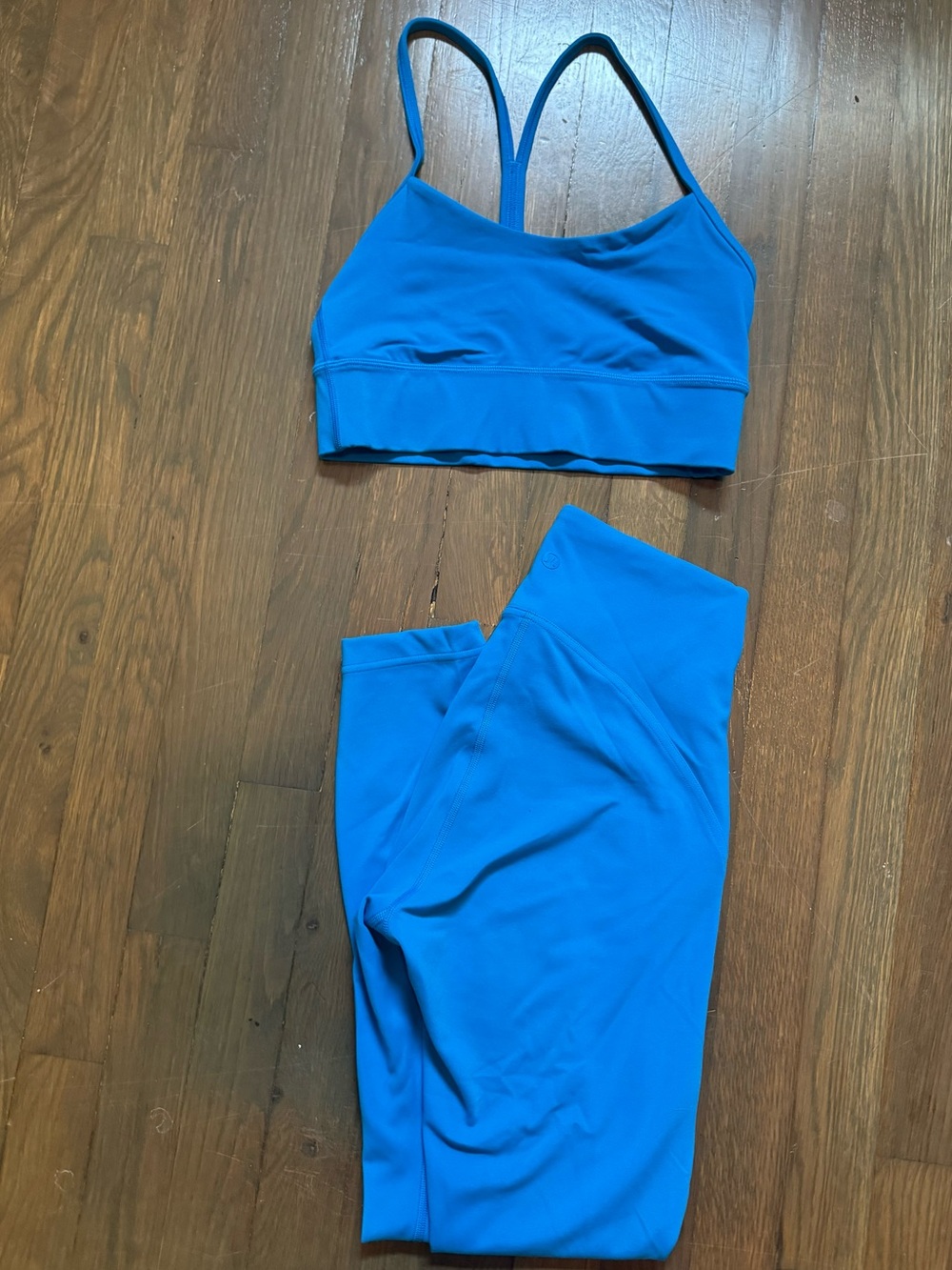 lululemon flow y Sports Bra & InStill Leggings Set